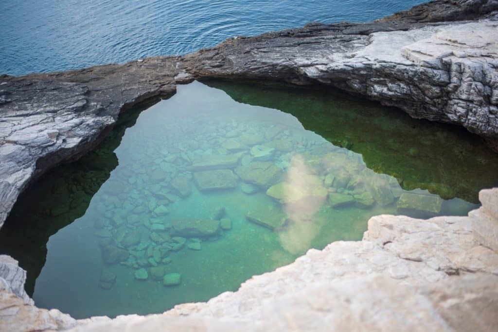 Giola natural rock pool