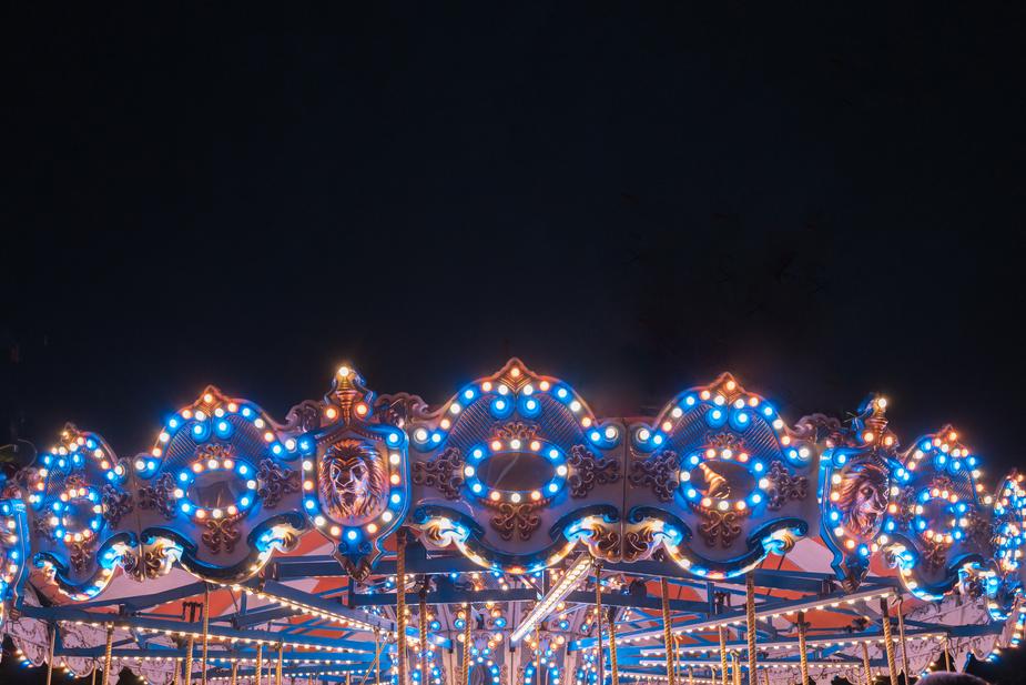 carousel-lights-at-night