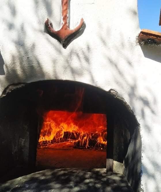 stone oven giorgos taverna