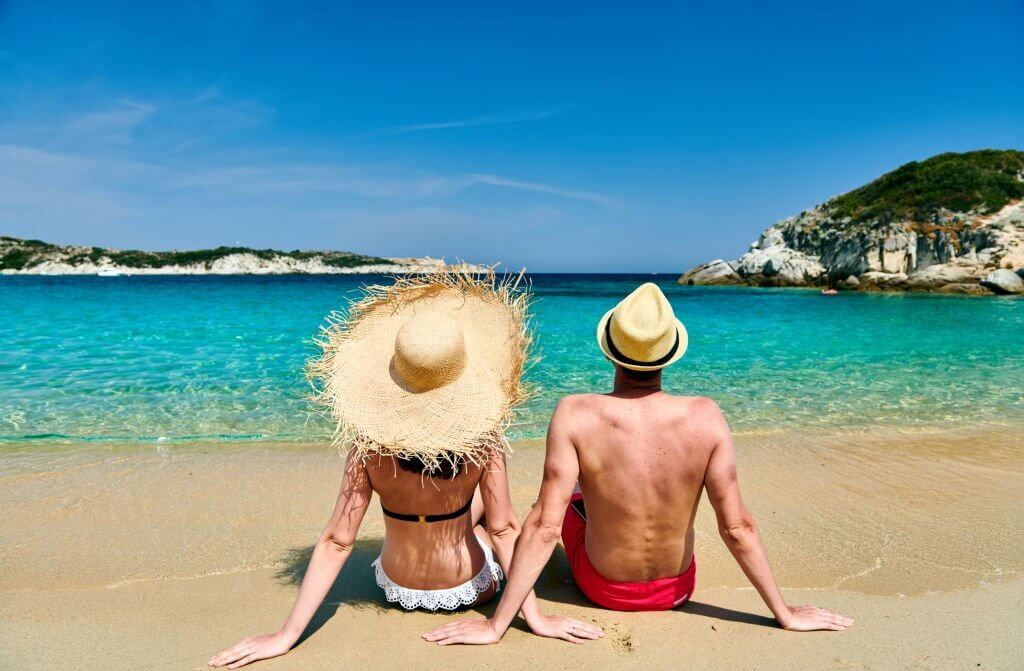 Kalamitsi Beach Tourists